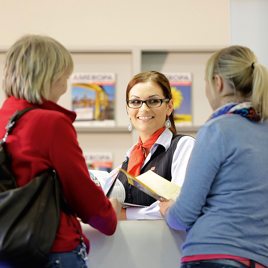 Informationsstellen und Zeitkarten